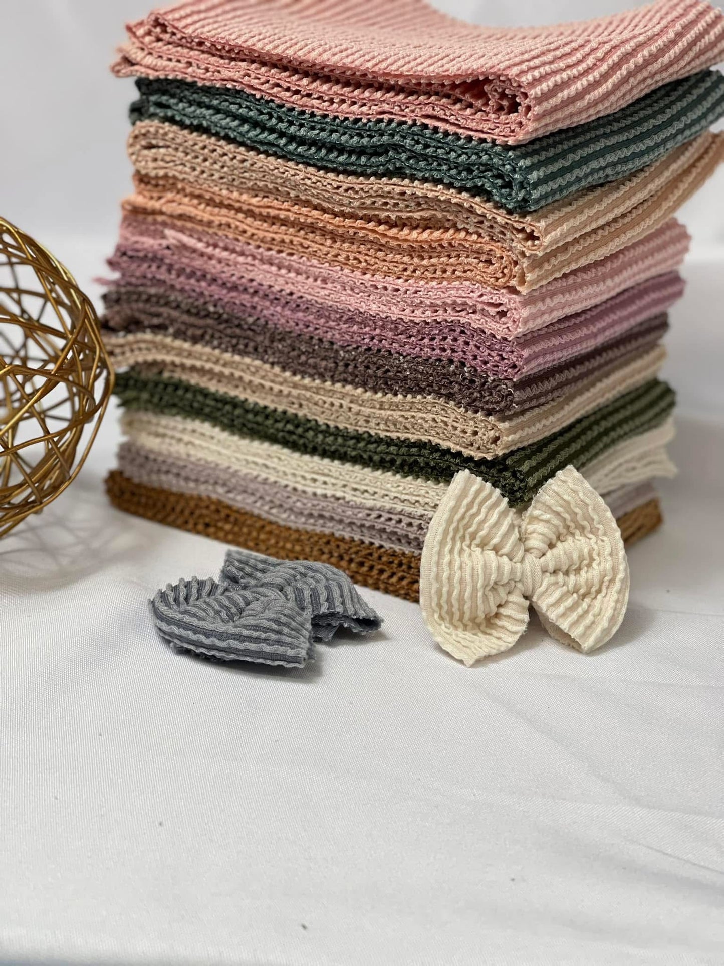 Curly rib/urban fabric strips bundle 5x58”