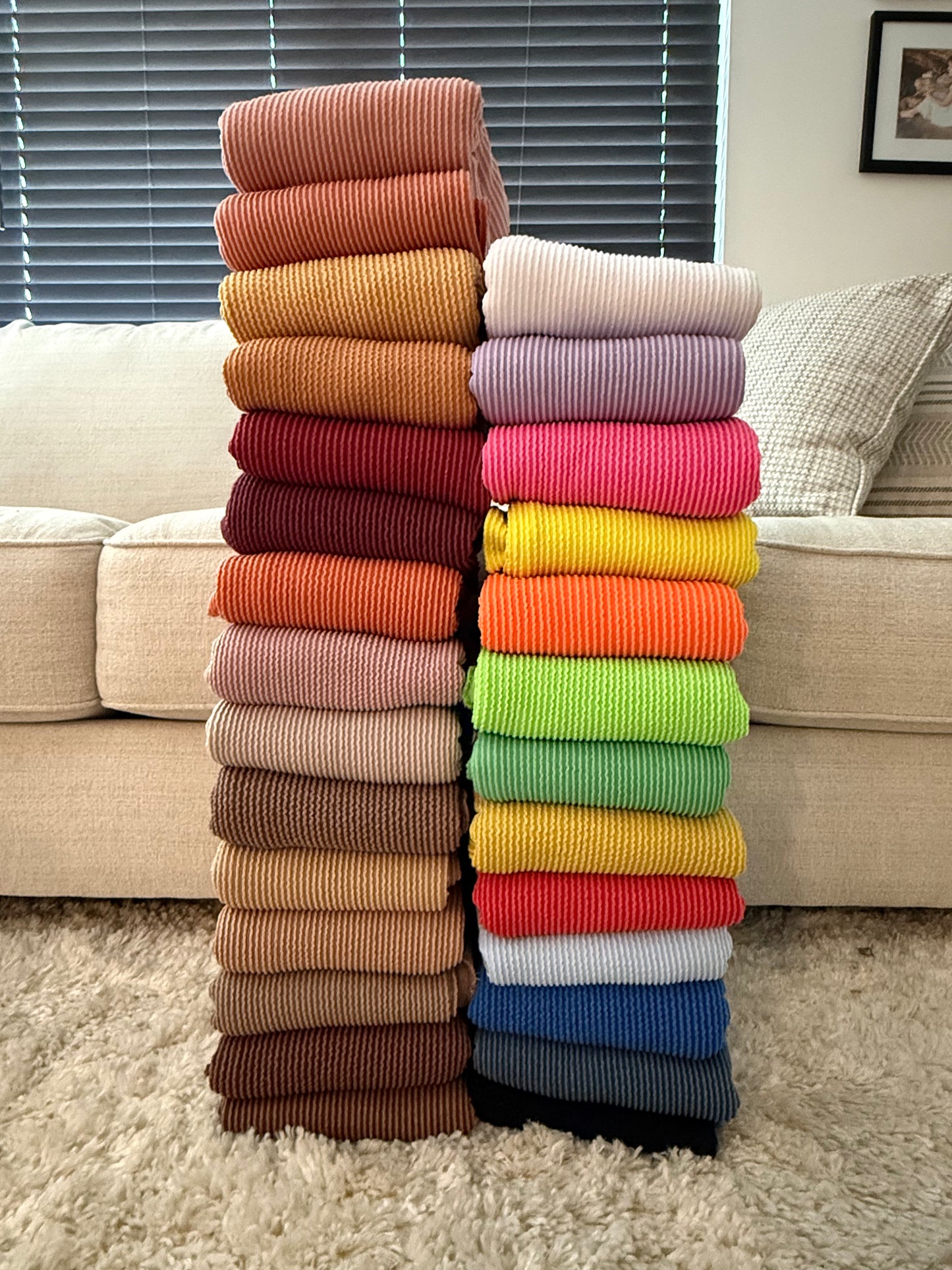 Urban bundle 28 colors


28 yards $175 free shippin